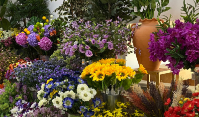 La Nouvelle Collection de plantes et fleurs artificielles pour la floraison des cimetière dans le Val de Saône