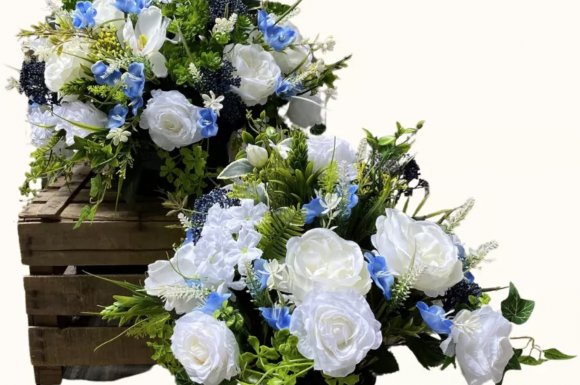 Des fleurs artificielles de qualités pour vos tombes en livraison partout en France
