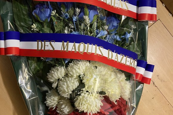 Créations Florales pour les célébrations nationales à Chazay d'Azergues 