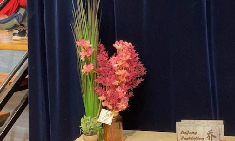 Décoration de votre stand d'exposant sur vos salons professionnels avec des plantes et fleurs artificielles